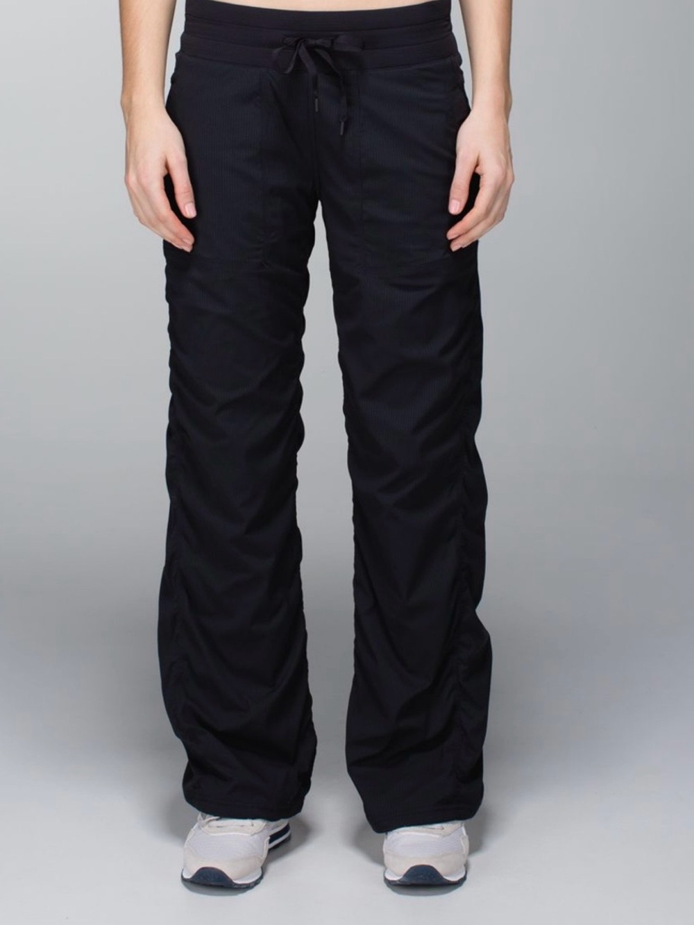 Lululemon Women's Black Drawstring Dance Track Pants